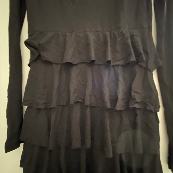 Black dress - Picture 2 of 2